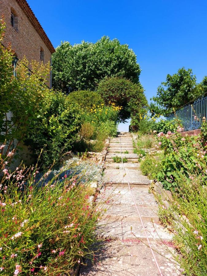 Logement D'Exception Pres Du Colorado Provencal Dans Une Residence Au Calme Avec Piscine Offrant Une Vue Imprenable Sur Le Luberon Depuis Sa Terrasse Viens Exterior foto